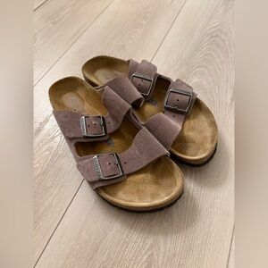 Arizona Soft Footbed Suede Leather